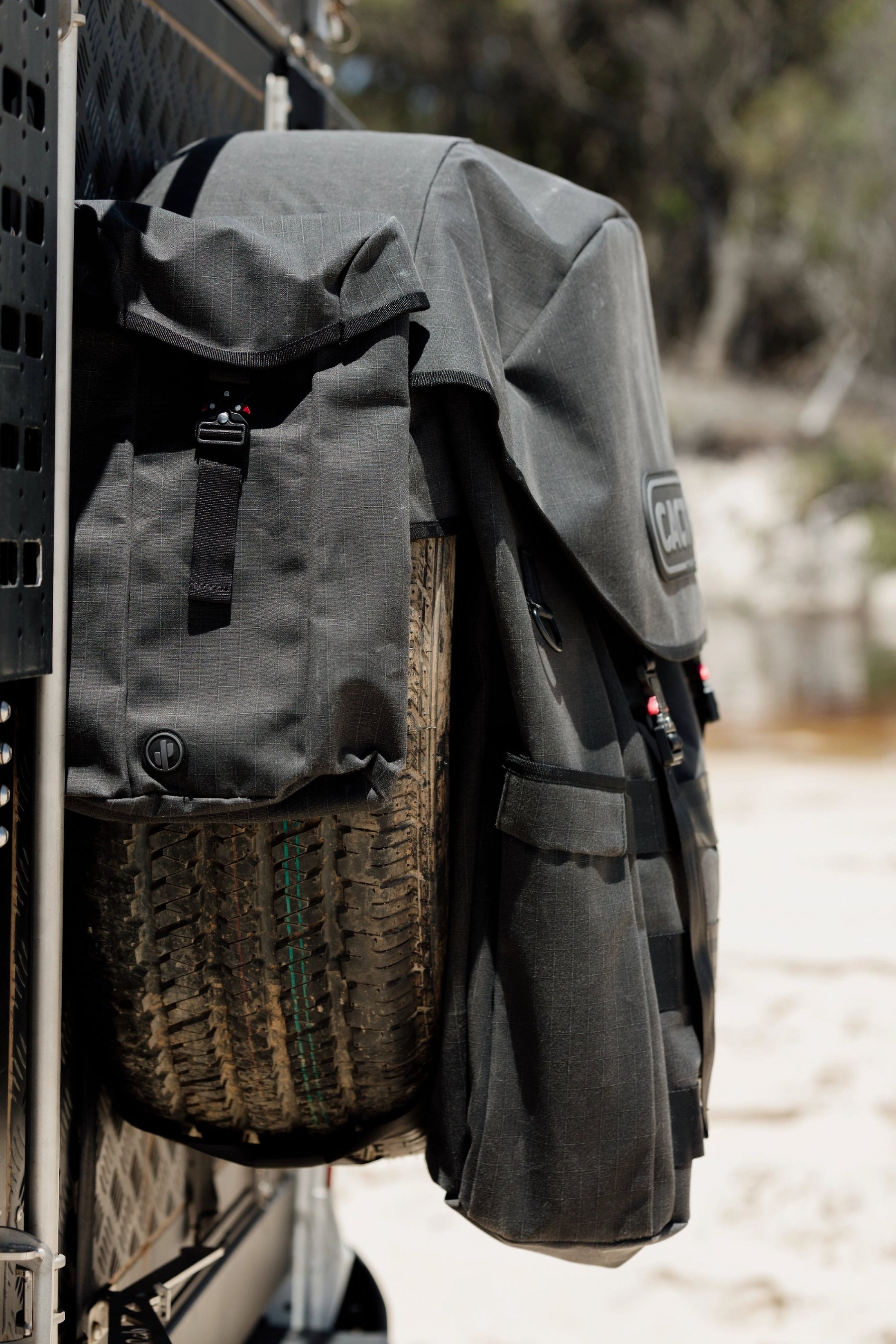 Rear Wheel Bag - Big Red