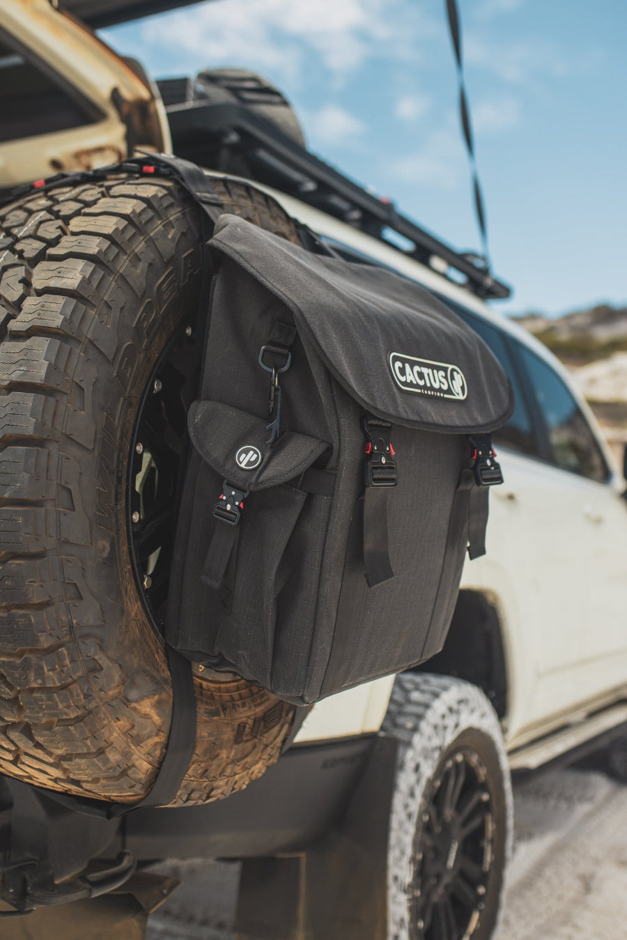 Rear Wheel & Tailgate Utility Bag