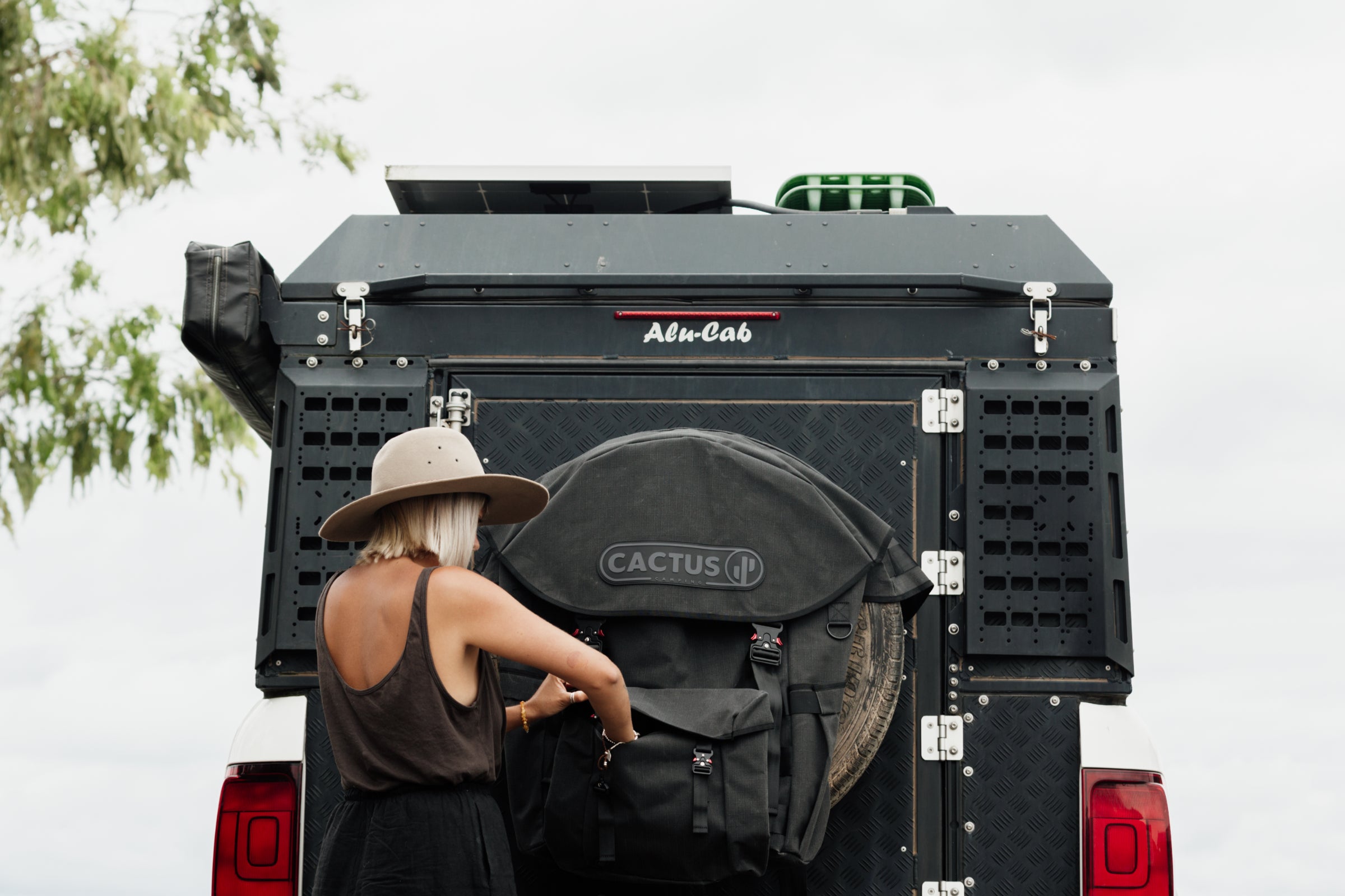 Rear Wheel Bag - Big Red