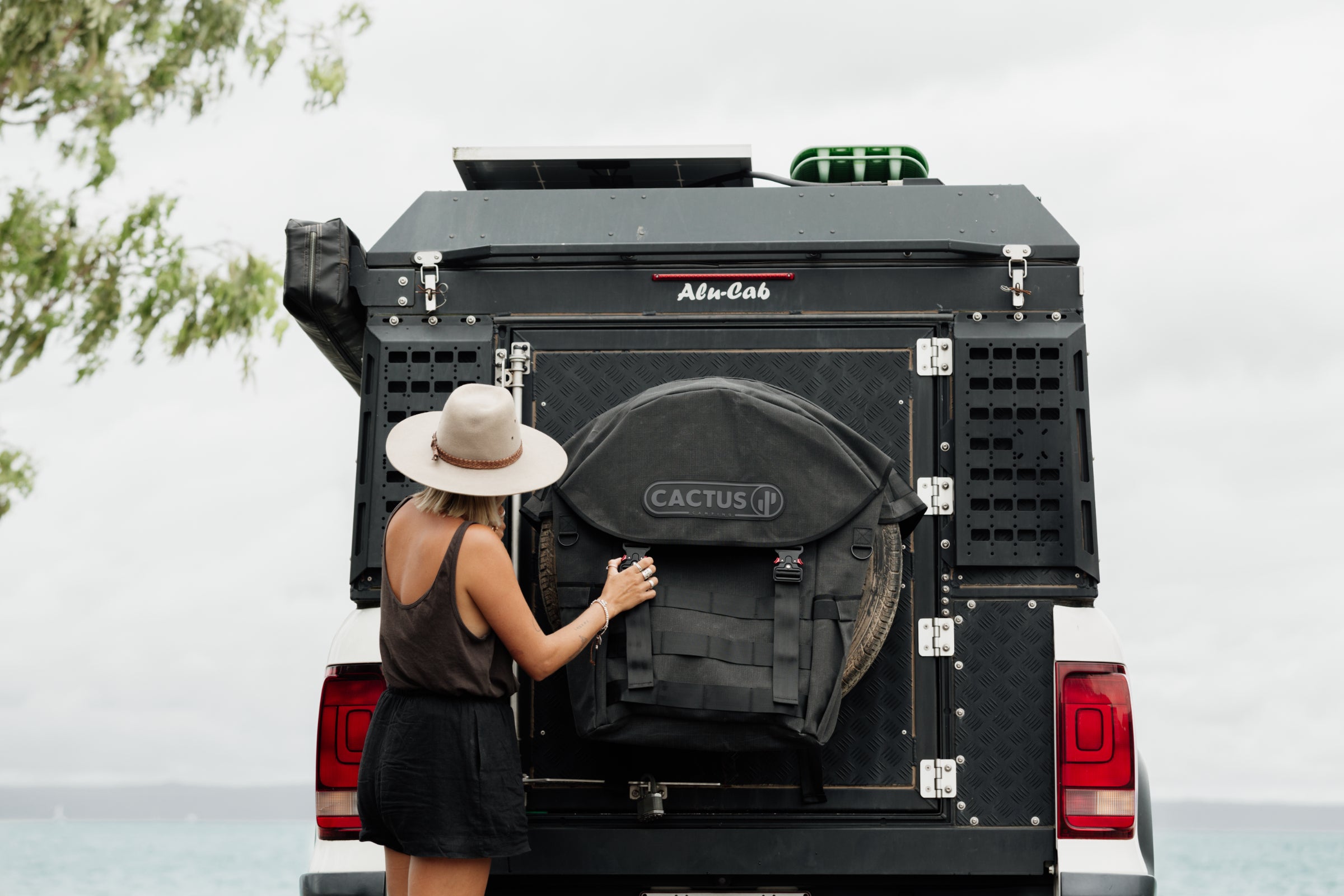 Rear Wheel Bag - Big Red