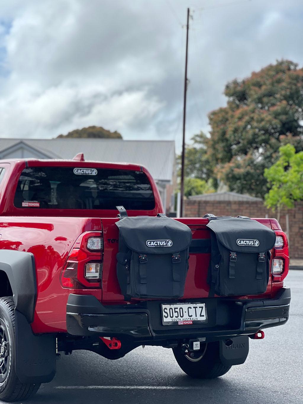 Rear Wheel & Tailgate Utility Bag